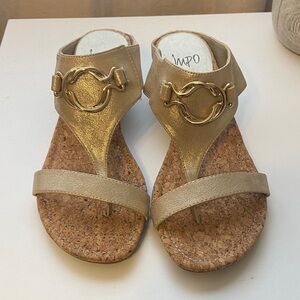 Impo Metallic Gold Women's Sandals size 8m nwt